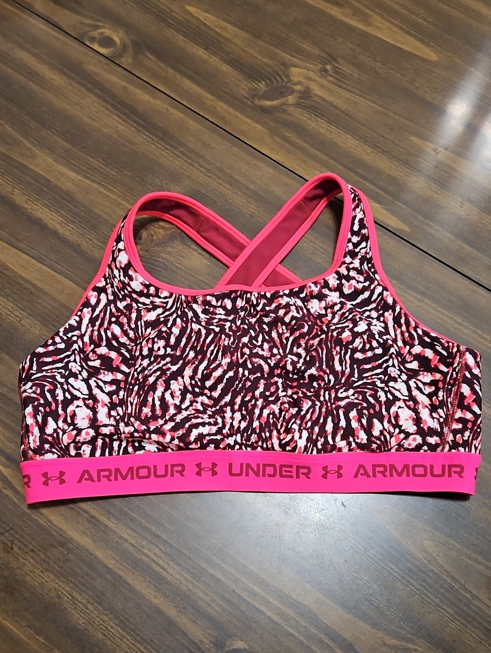 Under Armour Pink and Black Printed Crossback Sports Bra